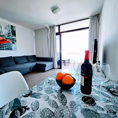 Апартаменты Holidays In Paradise